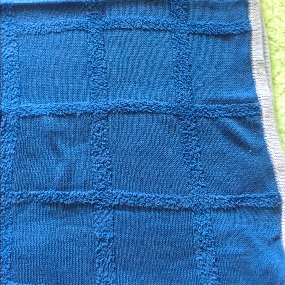 ISO Cloud Island Sweater Knit Baby Blanket Solid-Blue. Sold at Target. - Picture 3 of 3